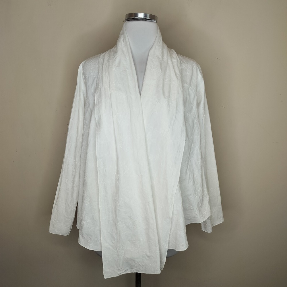 J. Jill White Cotton Floral Embroidered Top Cottagecore Shabby Chic